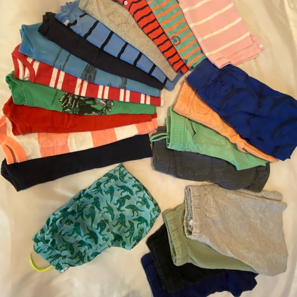 Boys 5T Summer Bundle - Picture 1 of 13